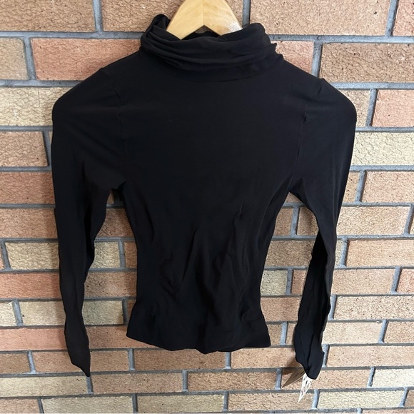 NWT Spanx On Top & In Control Classic Chic Turtleneck Top Bittersweet Brown - Picture 3 of 8